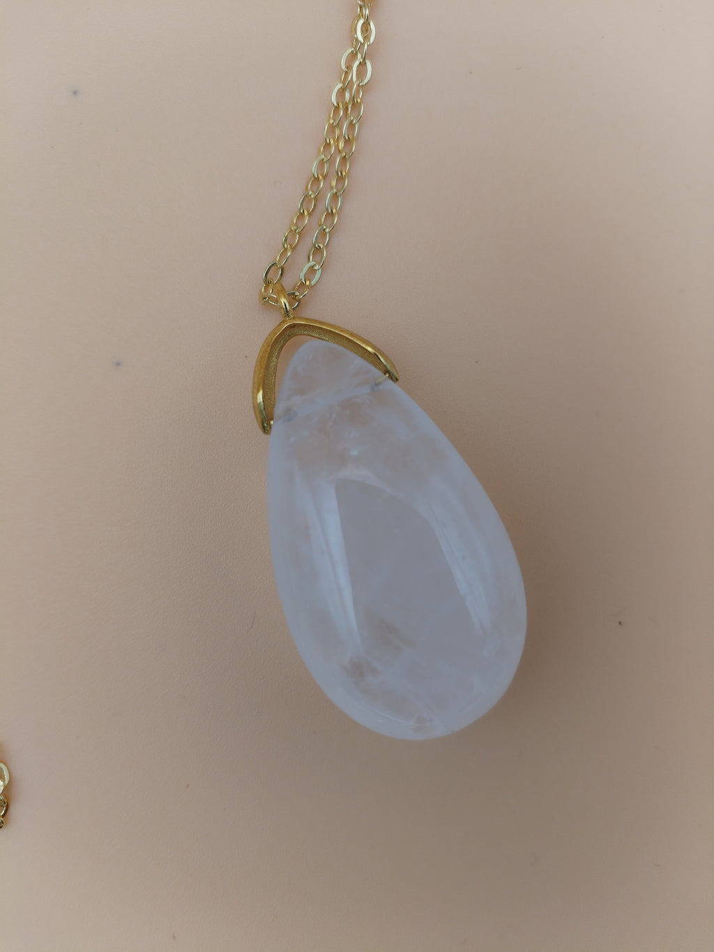 Collier goutte en cristal de roche qualité A