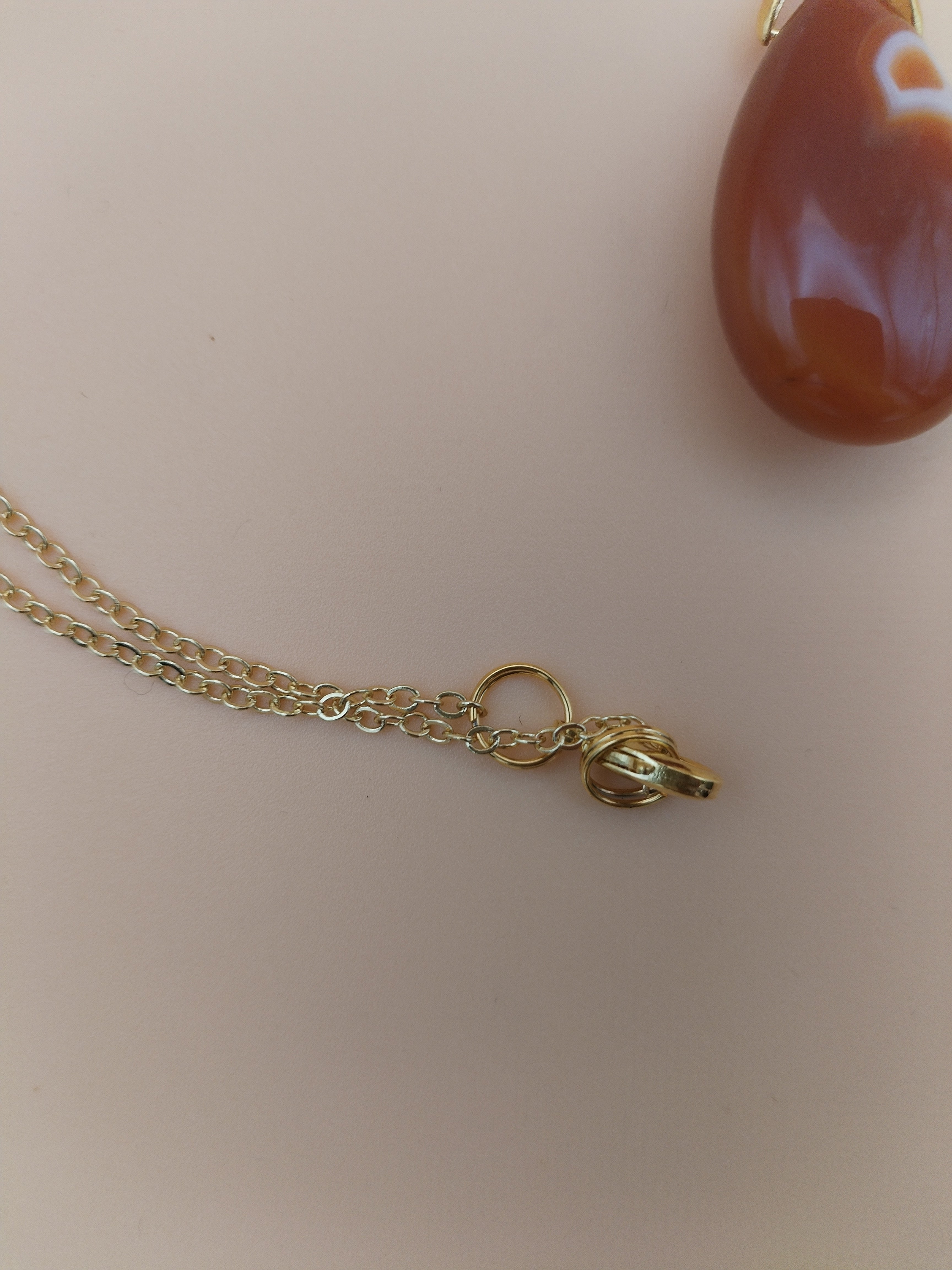Pendentif goutte en cornaline qualité A+