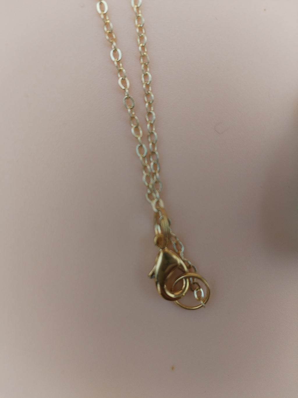 Collier pendentif en forme de goutte en fluorine verte A