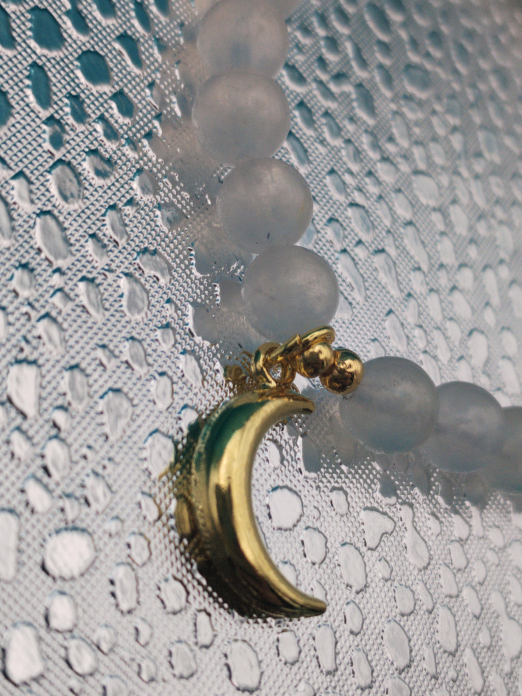 Bracelet élastique pierre de lune breloque lune