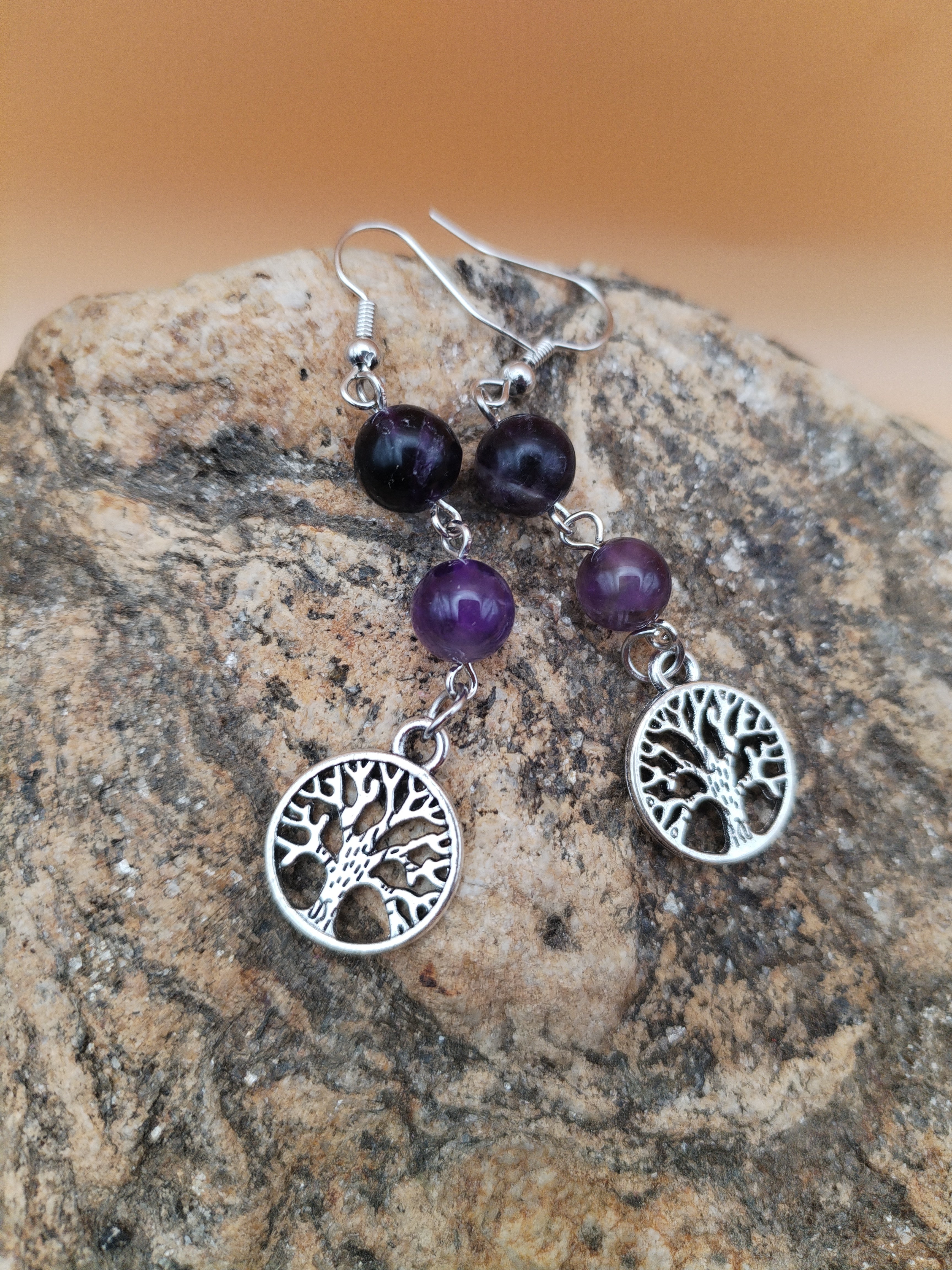 Boucles d’oreilles en fluorite & améthyste – Arbre de vie – 6,5 cm