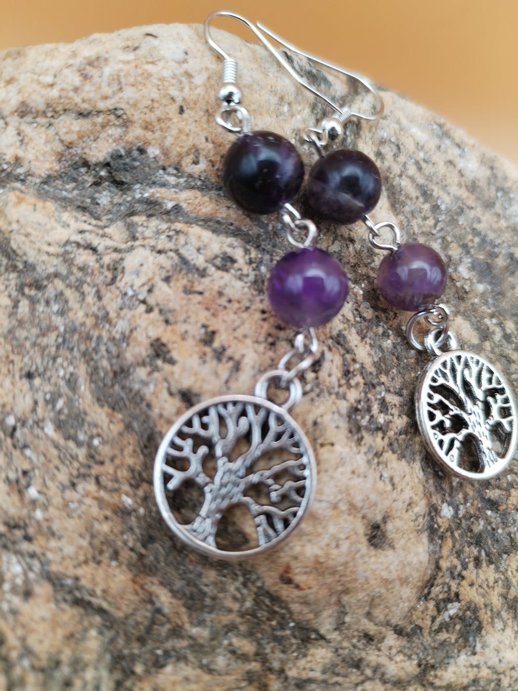 Boucles d’oreilles en fluorite & améthyste – Arbre de vie – 6,5 cm