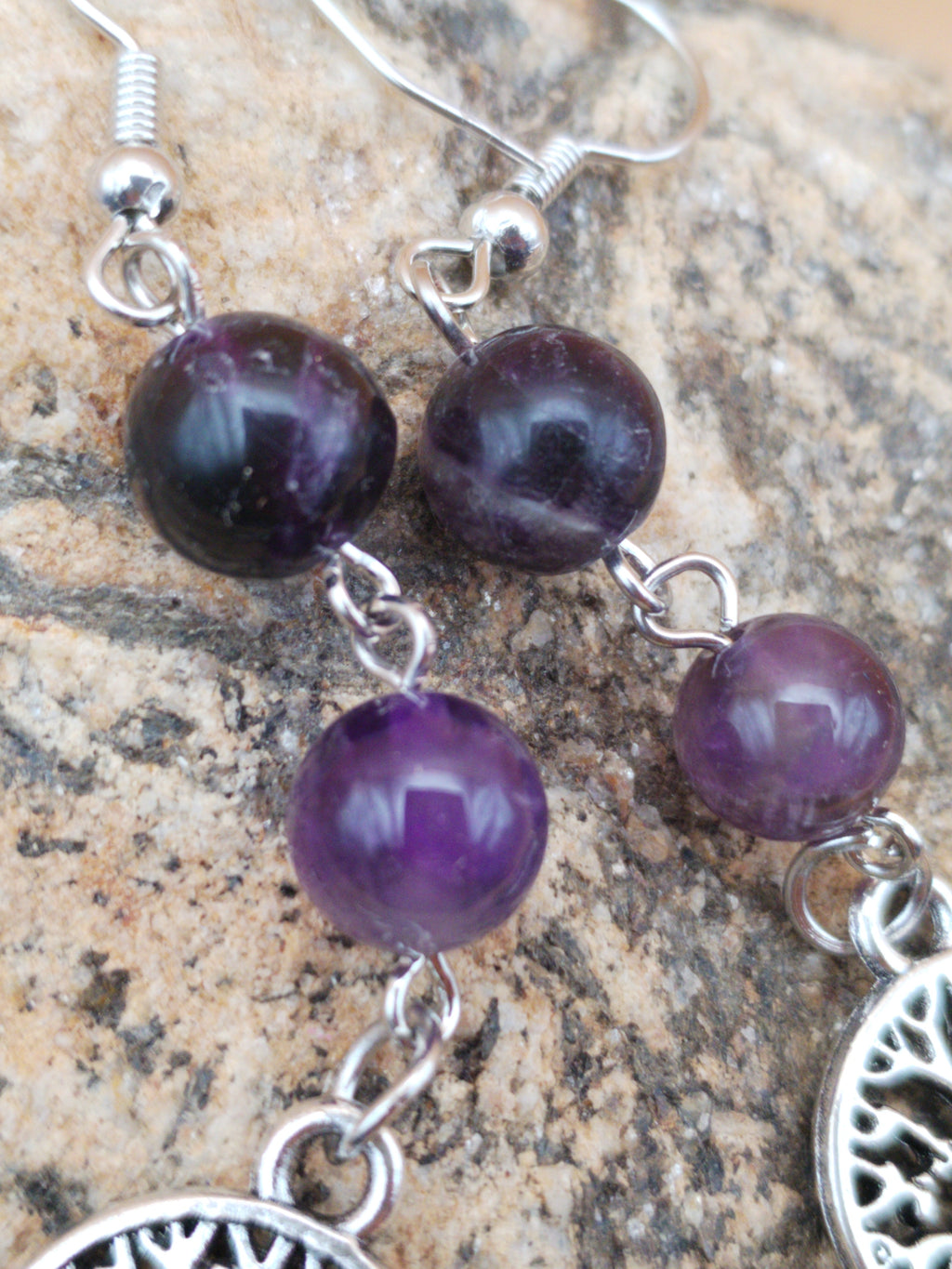 Boucles d’oreilles en fluorite & améthyste – Arbre de vie – 6,5 cm