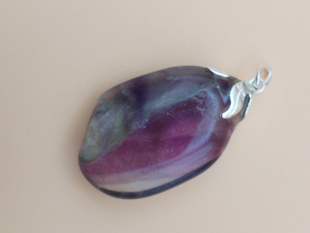 Pendentif Fluorite Arc-en-ciel naturelle – Qualité A