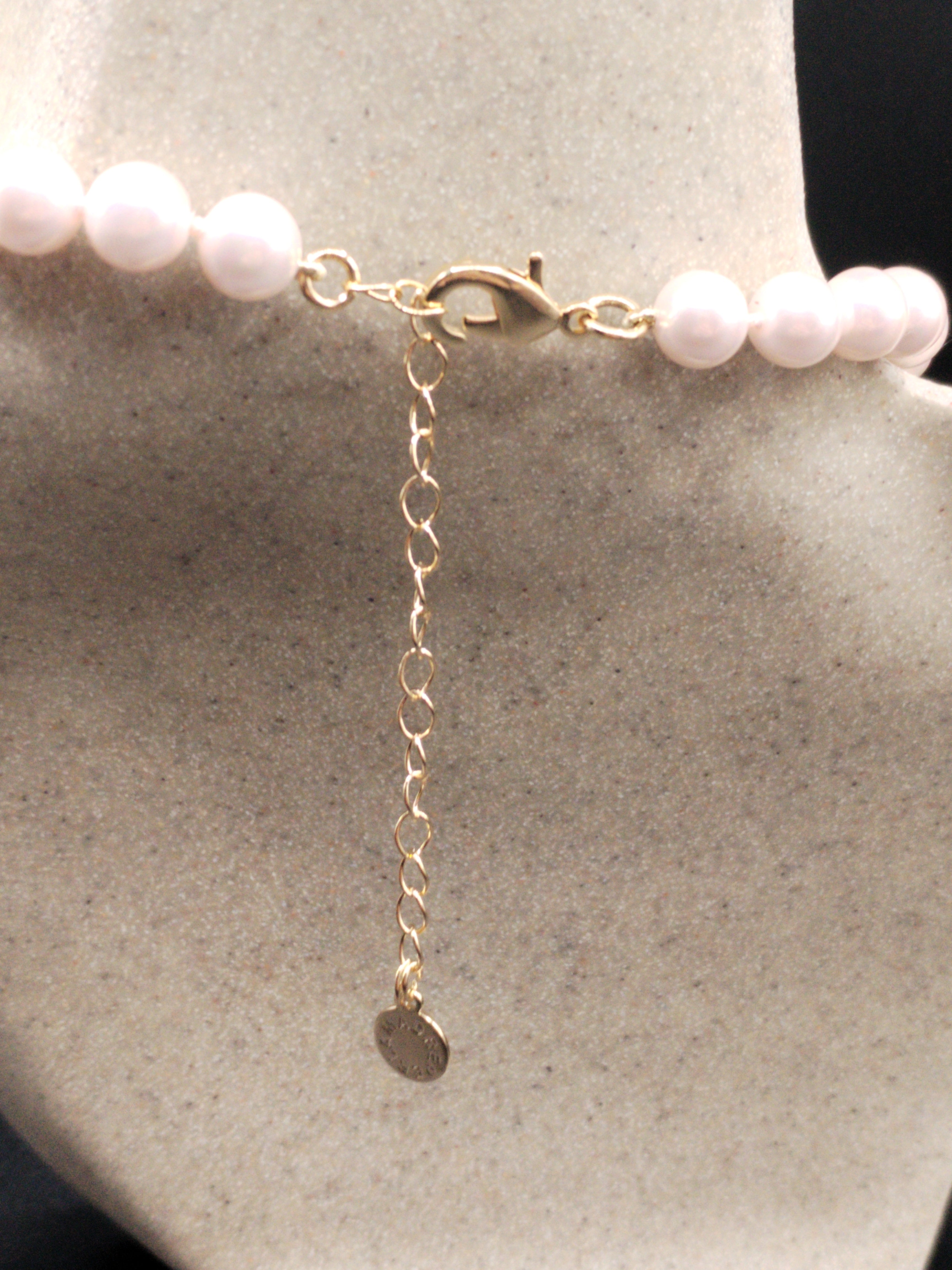 Collier élégant en perles de Majorque rose/beige  nacrées