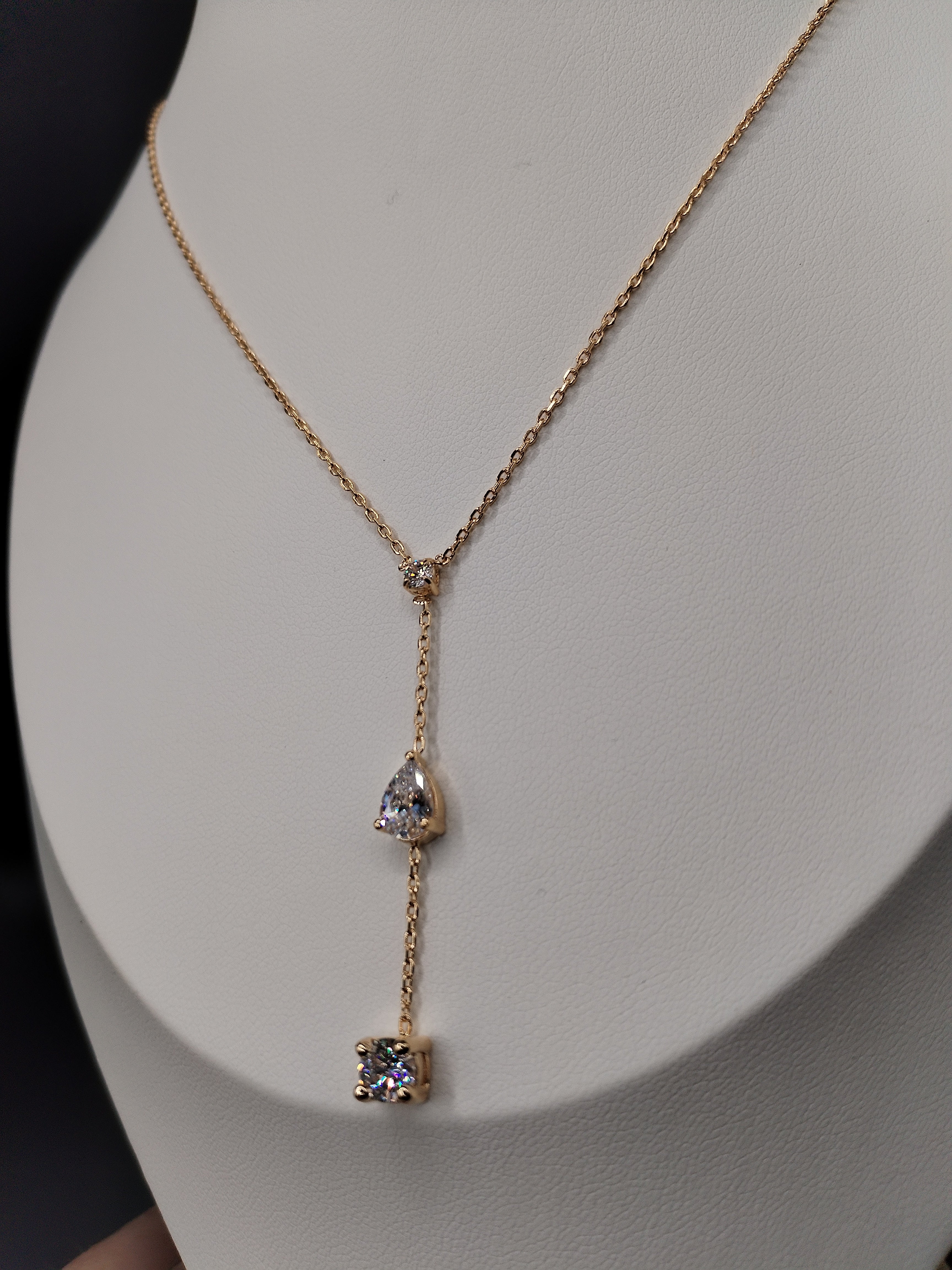 Collier Y plaqué or & oxydes scintillants